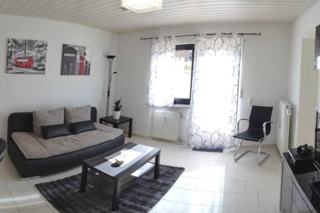 Schoene Wohnung In Ruhiger Zentraler Lage Rodgau Exterior foto