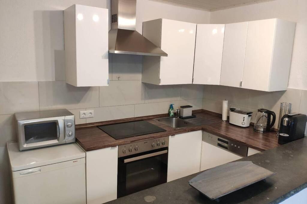 Schoene Wohnung In Ruhiger Zentraler Lage Rodgau Exterior foto